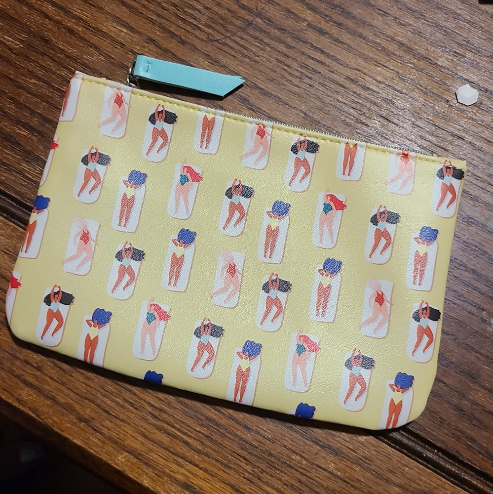 Nwot makeup bag
